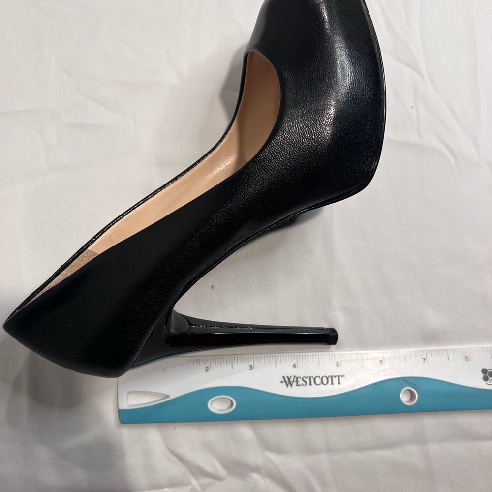 Elegant Black Stiletto Heels